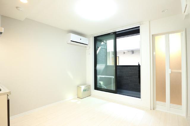 居室・リビング　居室?