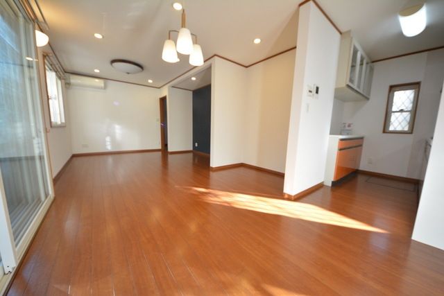 居室・リビング　内装