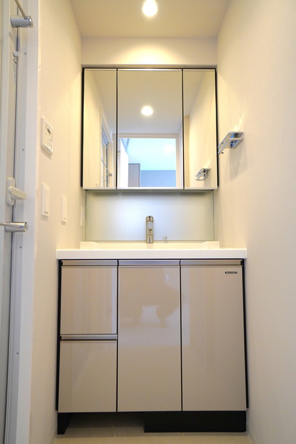 洗面設備　※写真は同タイプ住戸です。