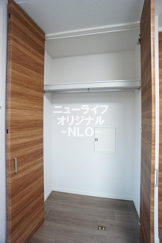 収納　丈の長いお洋服も掛けて収納できます☆