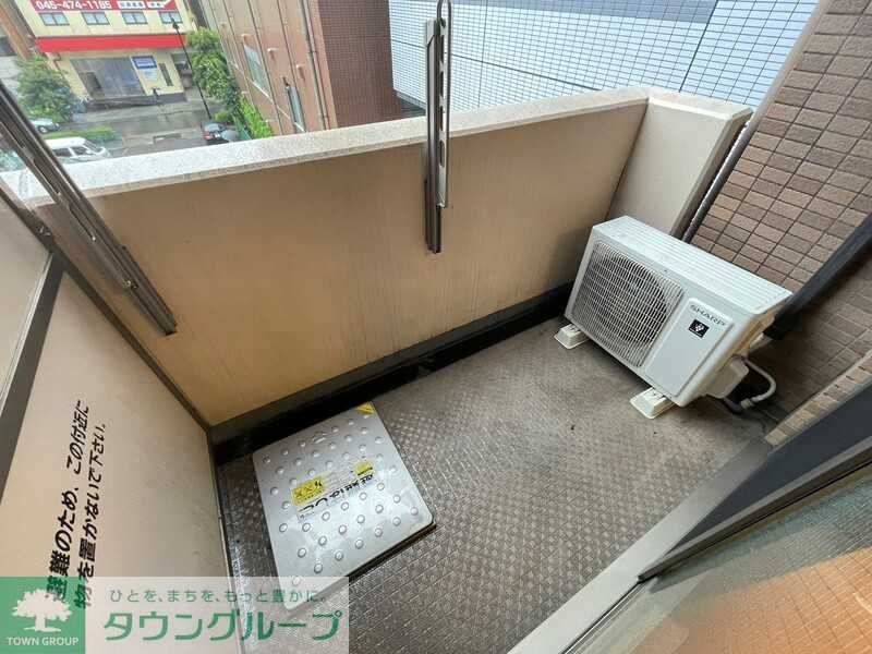 バルコニー　同物件別部屋写真