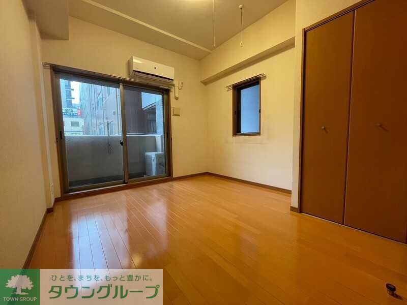 居室・リビング　同物件別部屋写真