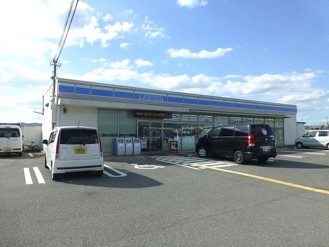コンビニ　ローソン大和郡山丹後庄町店（コンビニ）まで481m
