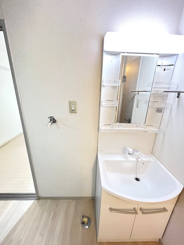 洗面設備　別号室参照画像です。