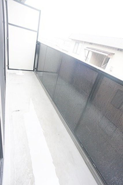 バルコニー　参考写真（同建物別部屋のものです）