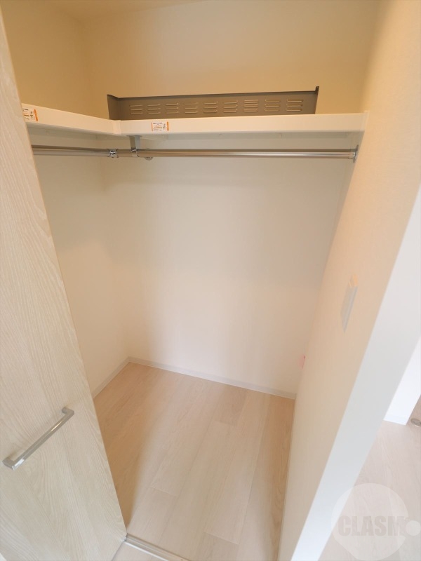 収納　ウォークインクローゼット