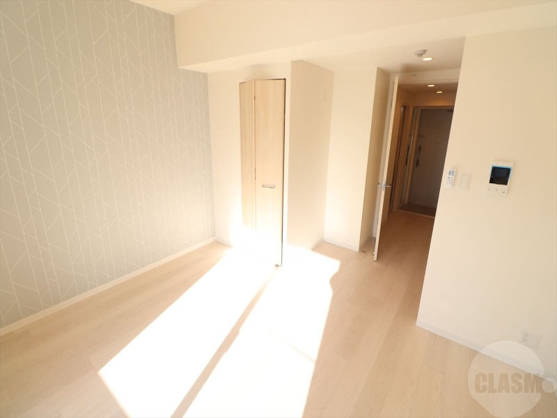 居室・リビング　７．３帖の洋室です