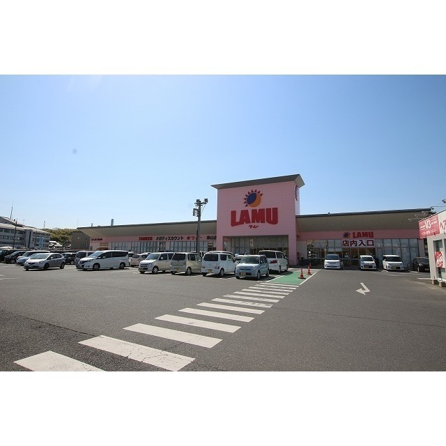 飲食店　モスバーガー津山城北通り店（飲食店）まで1200m