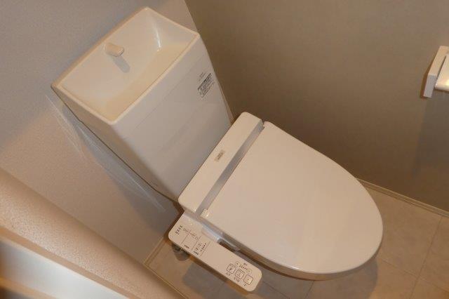 トイレ　ウォシュレット