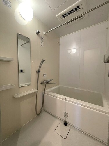 バス・シャワールーム　浴室　※前回募集時2023年6月の写真