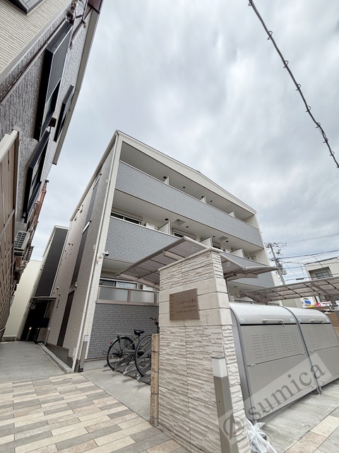 建物外観　スタイリッシュな建物です＾＾