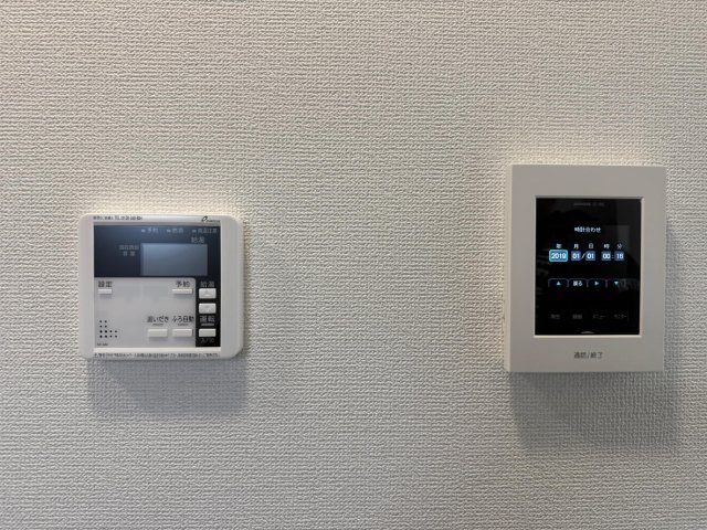 セキュリティ　TVモニターのほか防犯カメラも