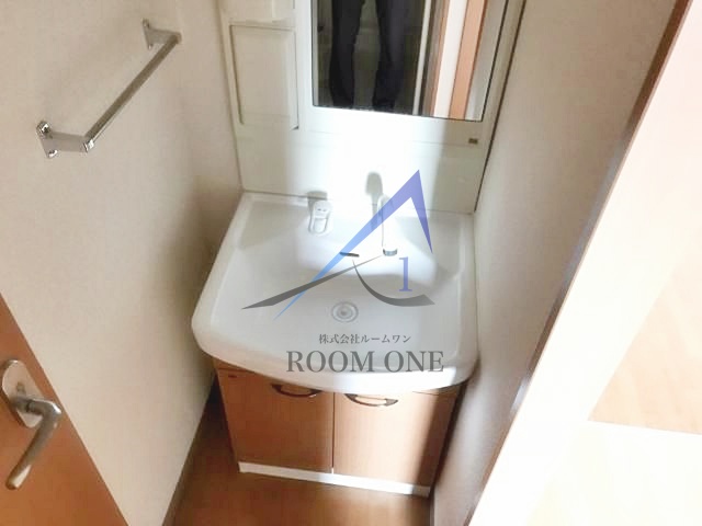 洗面設備　洗面台です。