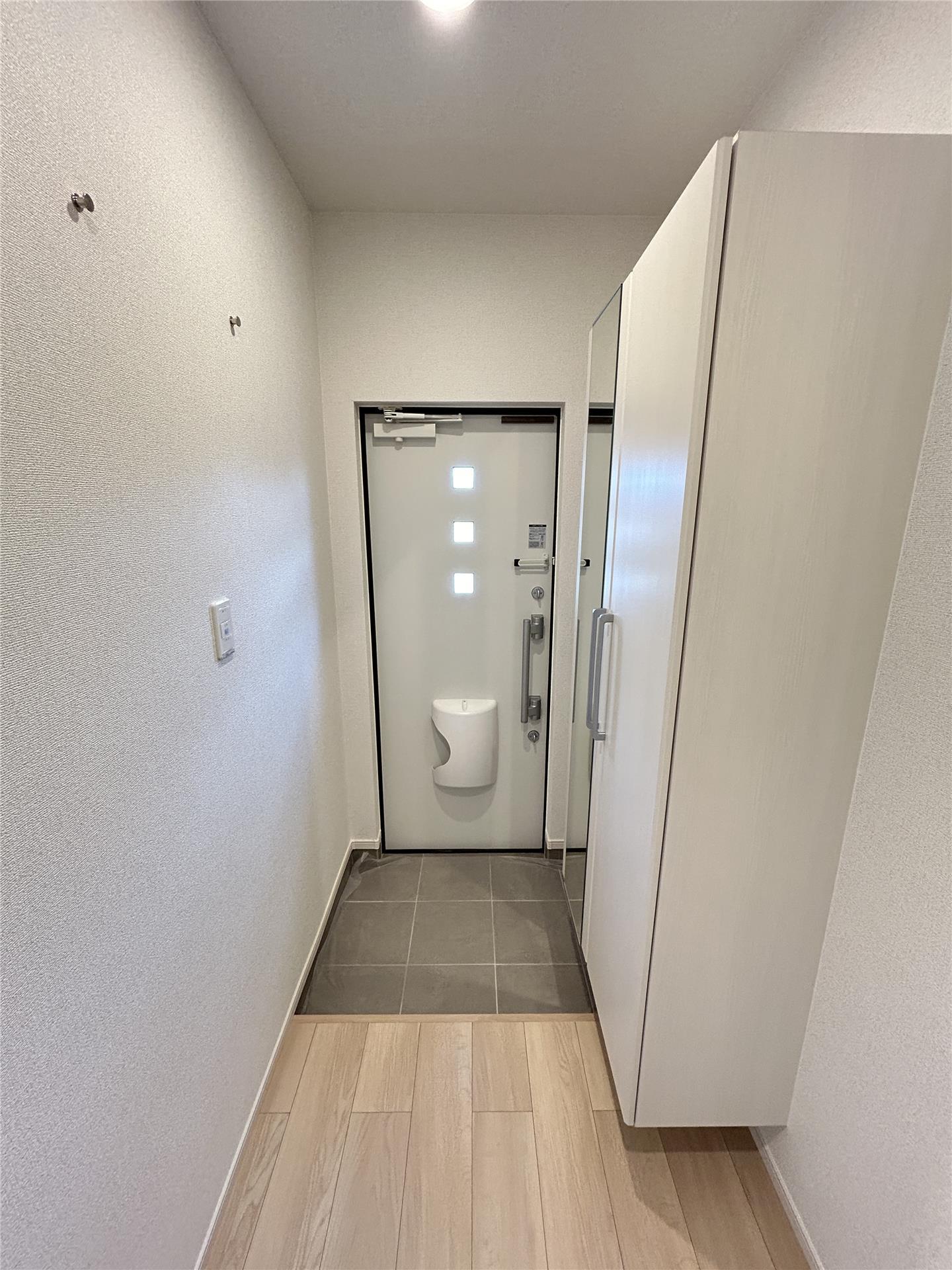 玄関　玄関
