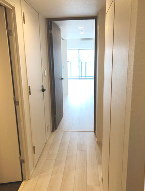 玄関　※写真は同タイプ住戸です。