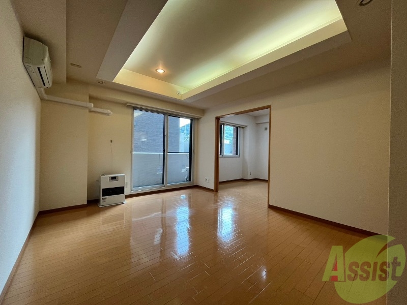 居室・リビング　広くてキレイなお部屋が広がっていて、充実した生活が送れそう。