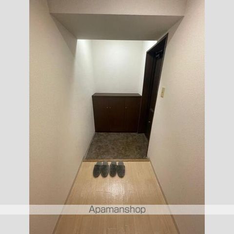 オリンピア南9条マンションの玄関写真
