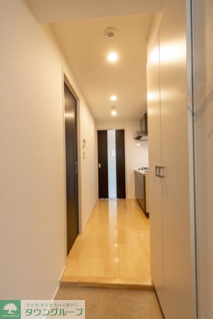 玄関　※写真は同タイプ住戸です。