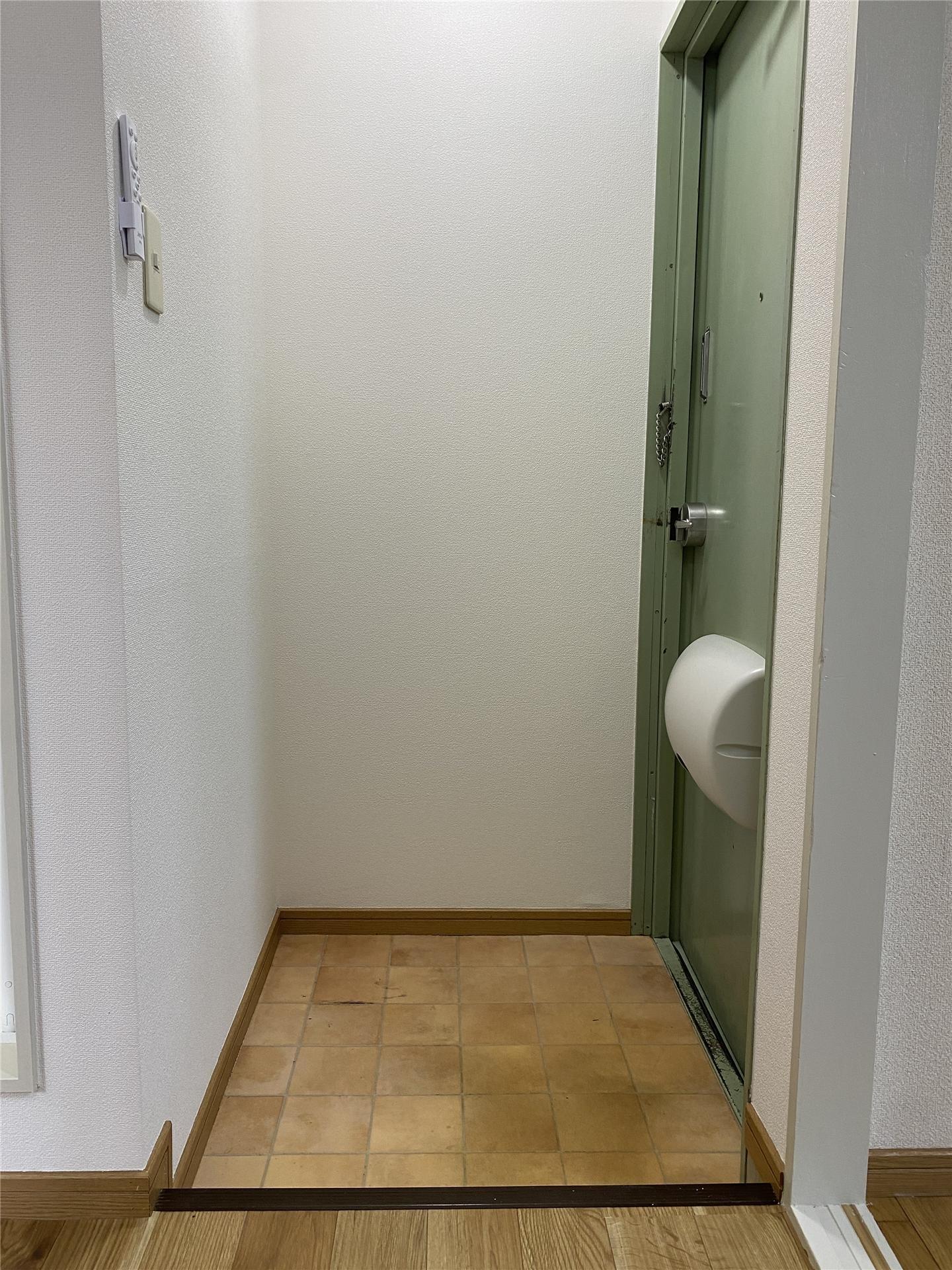 玄関　玄関