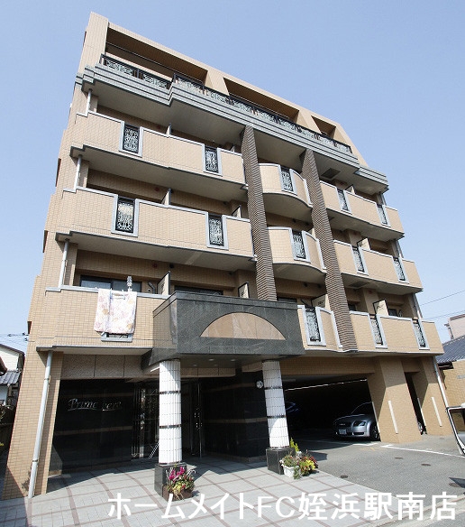 建物外観　★姪浜駅徒歩５分の好立地です♪★