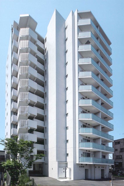 建物外観　2008年10月築　RC鉄筋コンクリート造地上12階建て1R