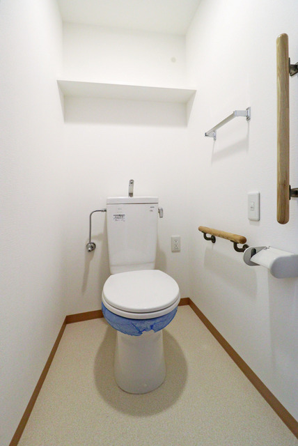 URコンフォール鶴瀬のトイレ写真