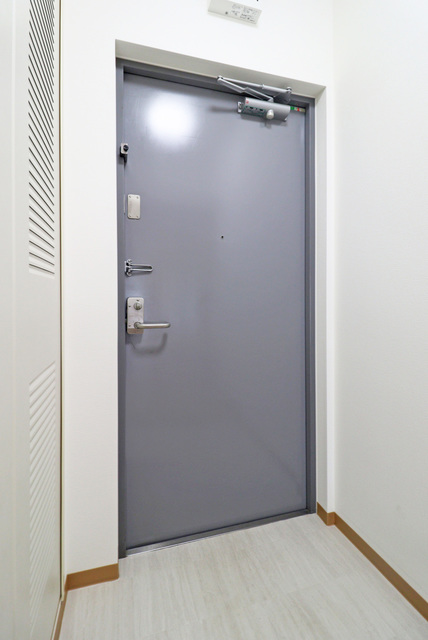 URコンフォール鶴瀬の玄関写真