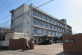 中学校　飾磨東中学校（中学校）まで1703m