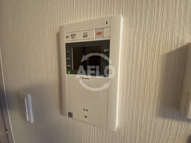 セキュリティ　パークアクシス梅田　TVモニターホン