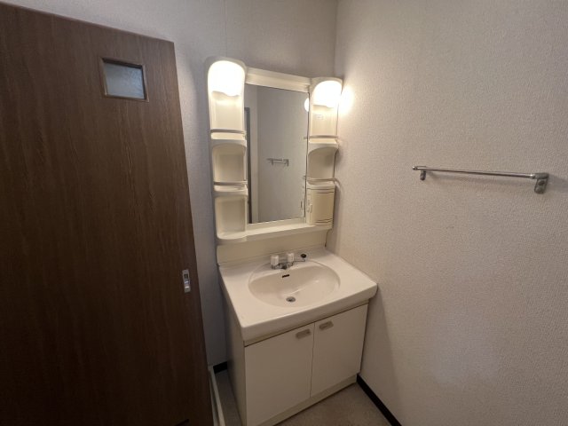 洗面設備　独立洗面化粧台付き☆