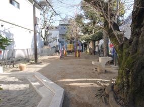 公園　千駄ヶ谷児童遊園地（公園）まで362m