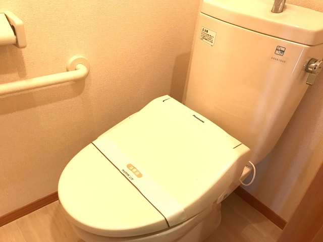 トイレ　３０３　トイレ