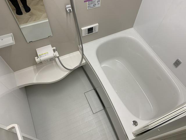 バス・シャワールーム　お風呂で日々の疲れを落としましょう