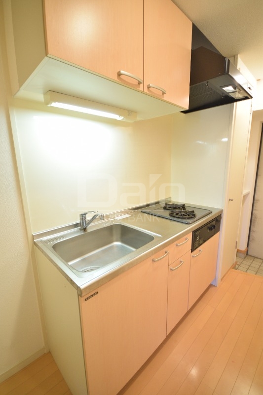 キッチン　※写真は同タイプ別部屋です。