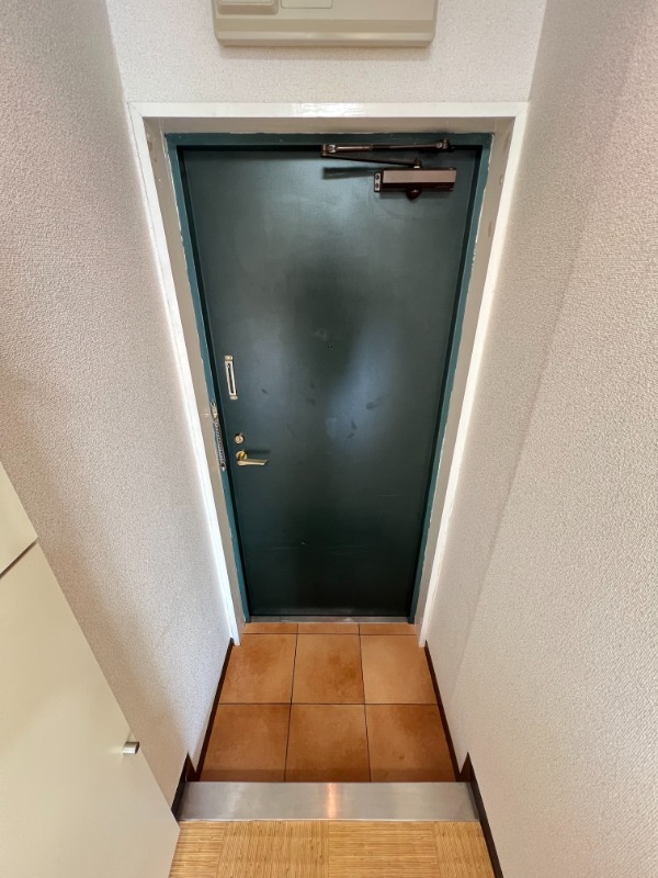 玄関　※他部屋参考写真