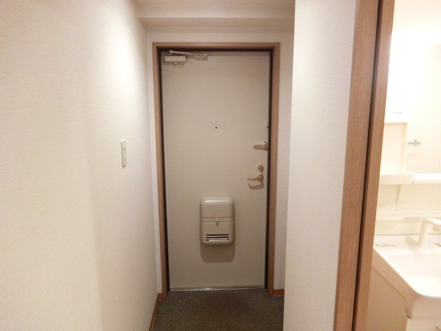 玄関　（イメージ）