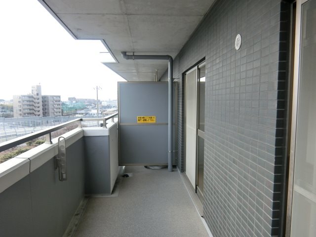 バルコニー　（イメージ）