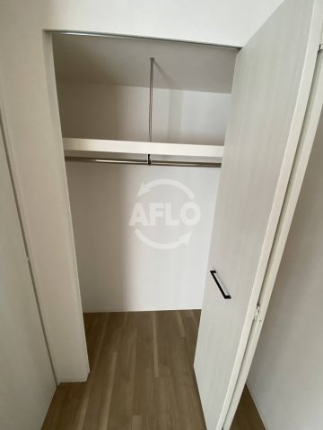 収納　アーバネックス新町II　クローゼット