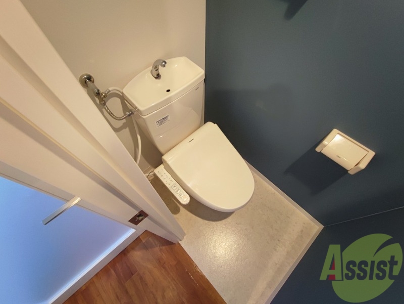 トイレ　トイレです。ウォシュレット付を探している方、おすすめです。