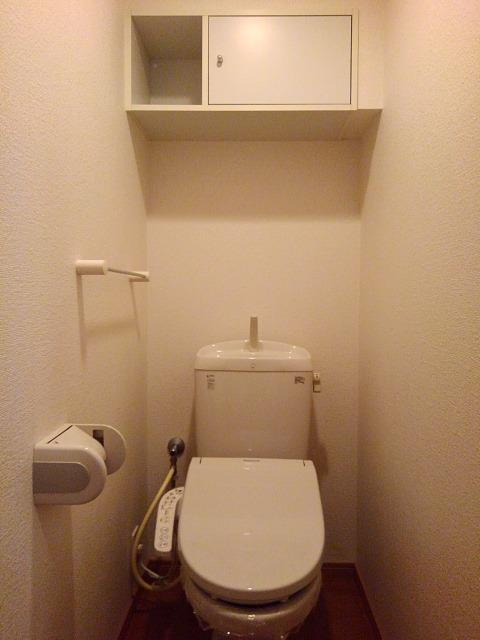 トイレ　☆暖房便座付きトイレです☆