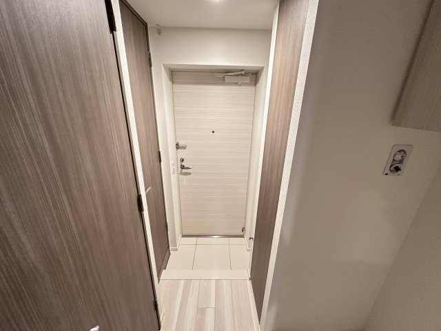 玄関　※同施工会社別室参考写真