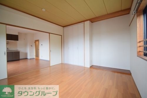 居室・リビング　居間