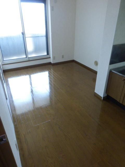 居室・リビング　別部屋参考写真