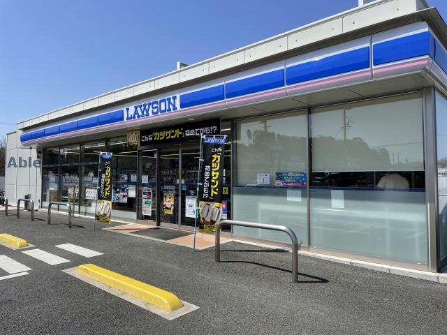 コンビニ　ローソン日進折戸町店（コンビニ）まで881m