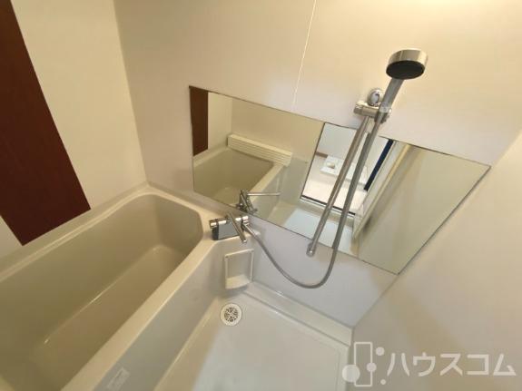 バス・シャワールーム　一日のお疲れをお取りください。