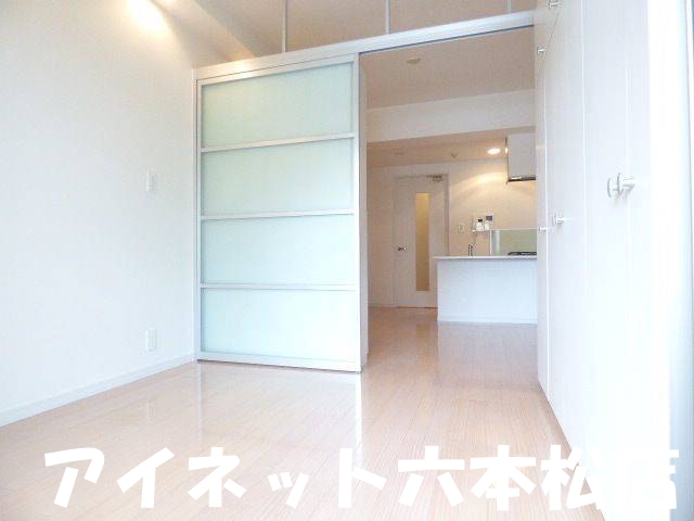 居室・リビング　広々としていいですね。