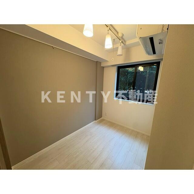 その他部屋・スペース　使い勝手のいい寝室です