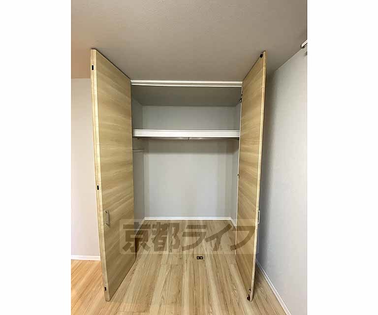 収納　２０１号室流用。