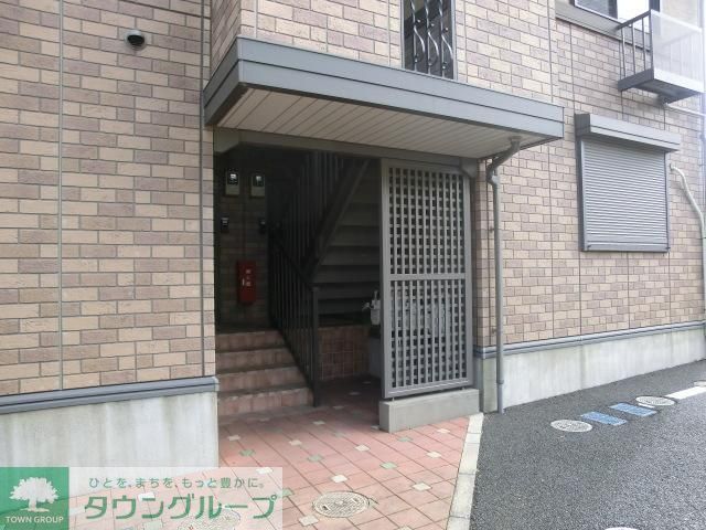 エントランス　お問合せはタウンハウジングまで！※現地待合わせ相談可能