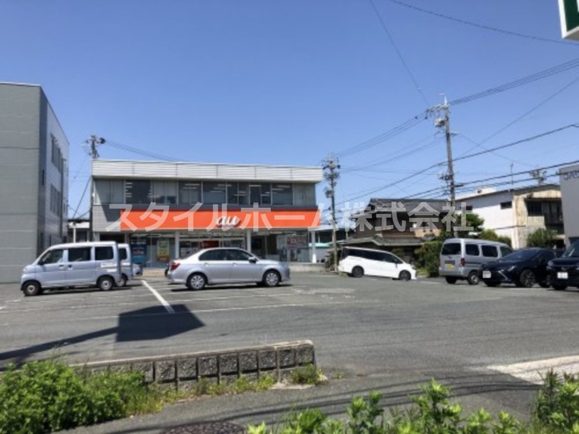 その他　auショップ豊橋西（その他）まで390m